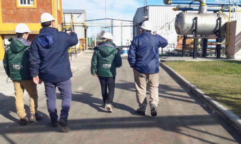 Técnicos del Ministerio de Ambiente realizaron una inspección de rutina en nuestra planta de Enrique Carbó Técnicos del Ministerio de Ambiente realizaron una inspección de rutina en nuestra planta de Enrique Carbó