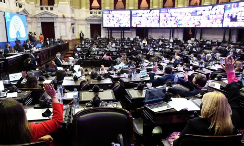 Diputados sancionó la “Ley Yolanda” de formación integral en medio ambiente Diputados sancionó la “Ley Yolanda” de formación integral en medio ambiente